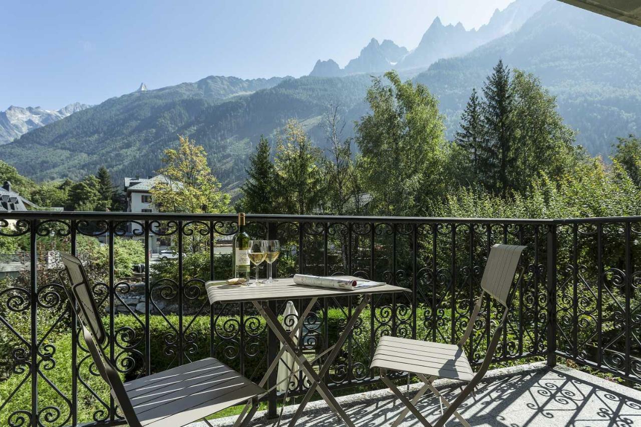 Apartment Ensa - Alpes Travel - Central Chamonix - Sleeps 4 Exterior photo
