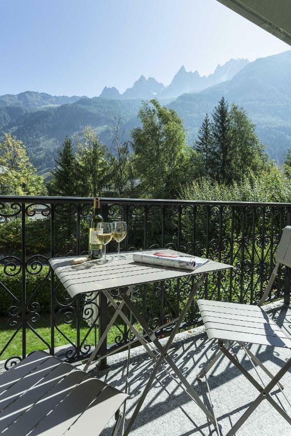 Apartment Ensa - Alpes Travel - Central Chamonix - Sleeps 4 Exterior photo