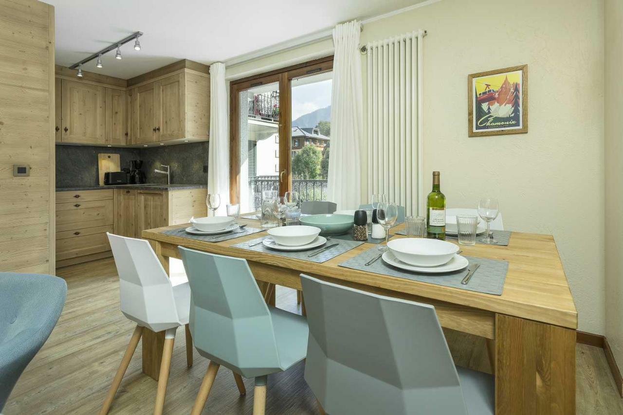 Apartment Ensa - Alpes Travel - Central Chamonix - Sleeps 4 Exterior photo